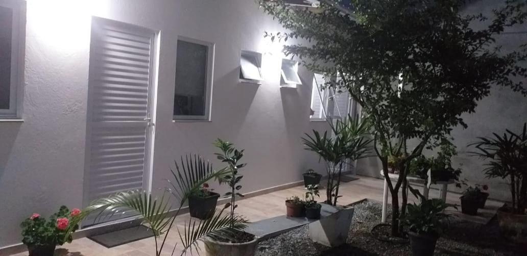 Pousada Casa Verde - Quartos Individuais - Smart Tv 32 - E Banheiro Privativo Apartment Itajai Ngoại thất bức ảnh